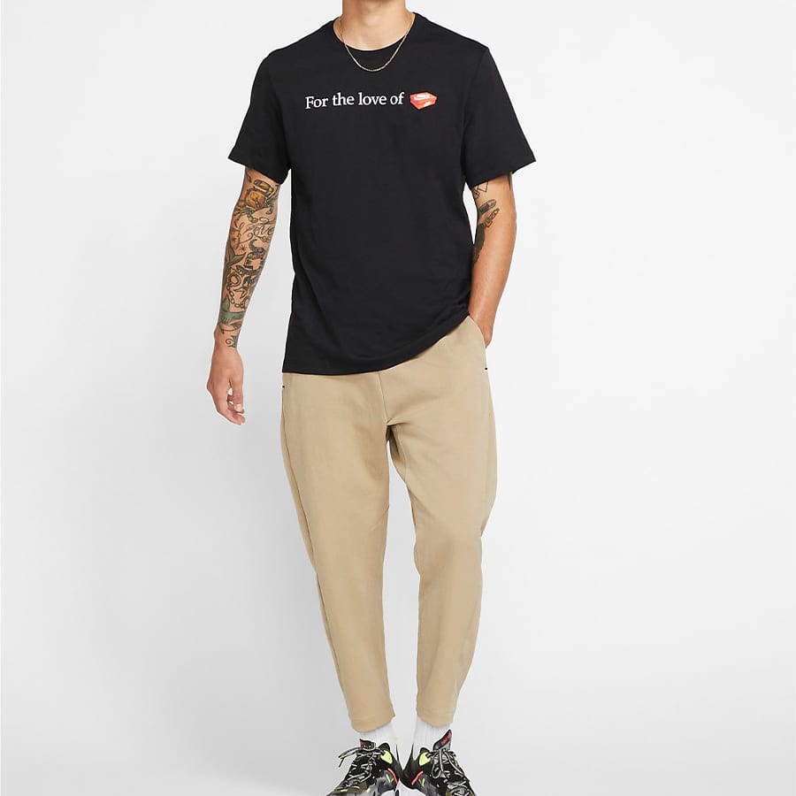 Nike SPORTSWEAR TECH PACK T Shirt Men's BQ0071-010
