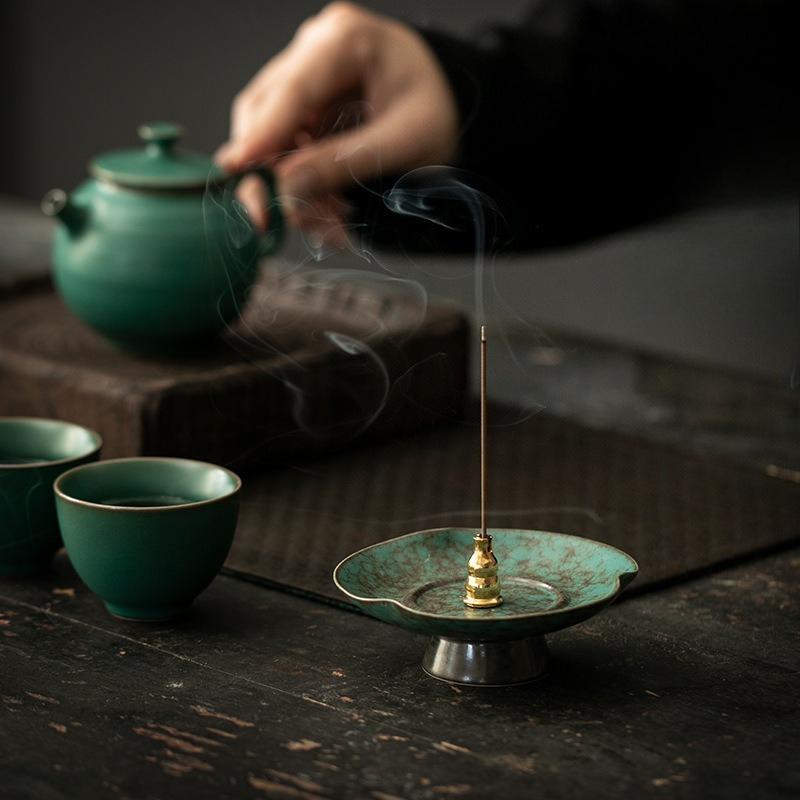 Chinese Ceramic Incense Holder Stick Incense Burner Censer Home Decor Aroma Burner for Bedroom Meditation Yoga