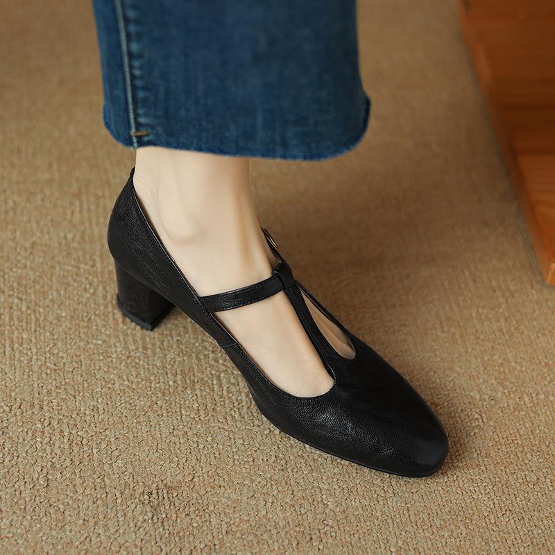 Fashion 2024 New Autumn T-strap Pumps Round Toe Mary Janes Low Heels Shoes for Women Handmade Women Shoes Retro Ladies Shoes