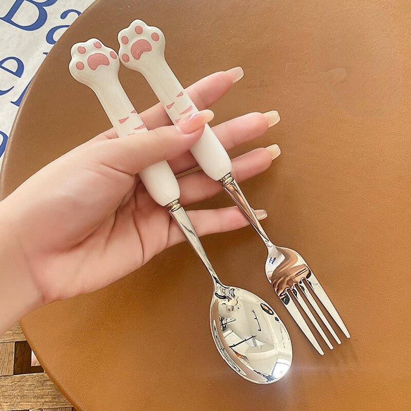 Simpatico gatto artiglio cucchiaio forchetta manico in ceramica stoviglie in acciaio inossidabile 304 cucchiaio forchetta bacchette simpatico cartone animato stoviglie per bambini