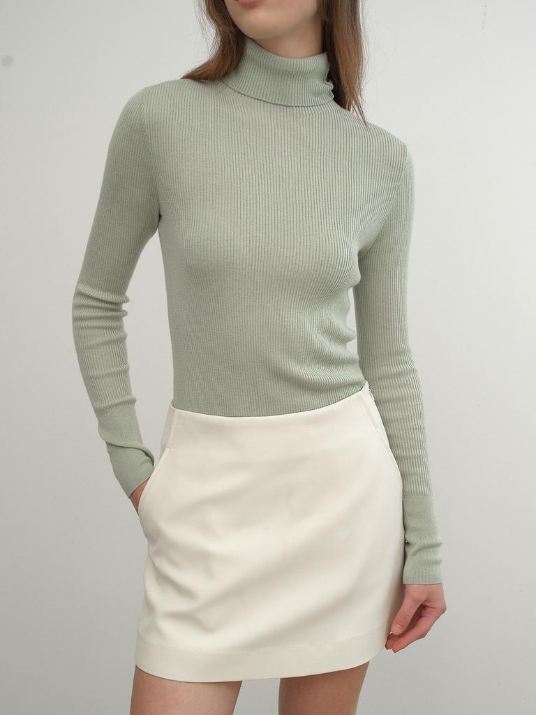 Antome Essential Fluid Turtleneck (Sage Mint)
