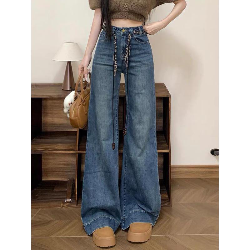 

Plus-Size Korean Retro Micro-Flare Jeans, Women s 2025 Autumn Slimming Floor-Length Pants 4XL