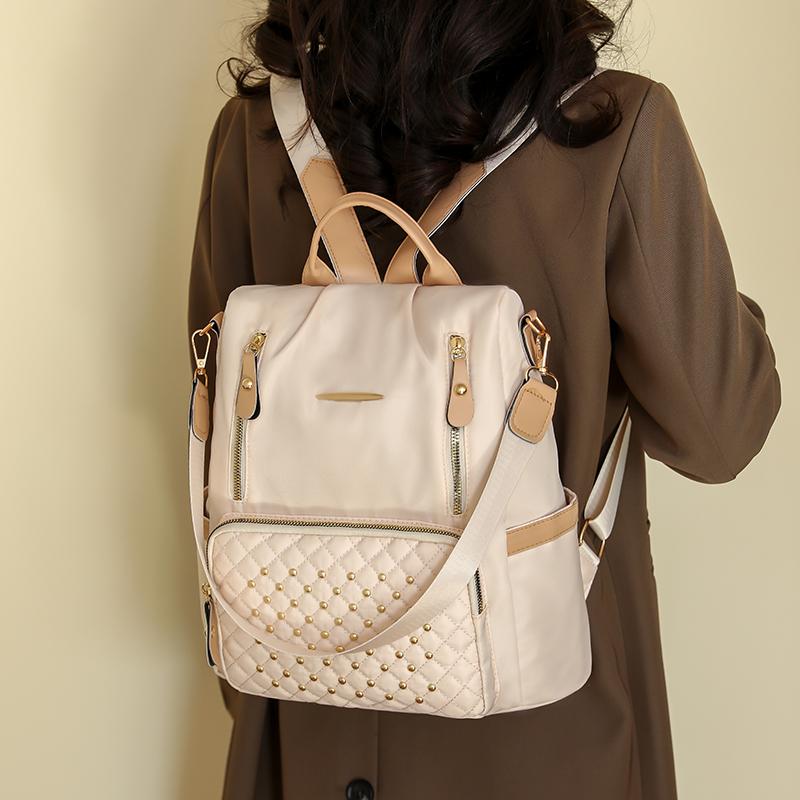 Student School Bag Large Capacity Backpack Rivet Inlaid Women's Backpack
