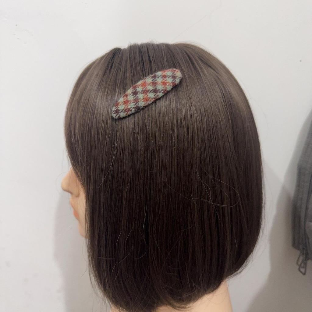 College Style Retro Plaid Triangle Hair Clip - Autumn/Winter Edition