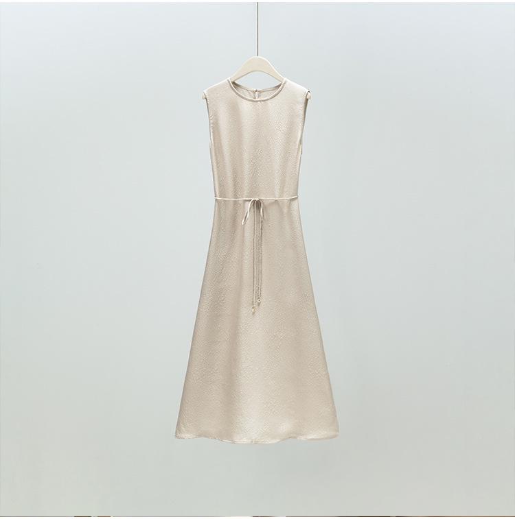 2026 Spring/Summer Women s French Sleeveless Mulberry Silk Midi Dress M бежевый