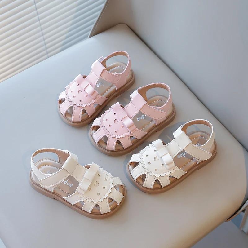 Toddlers Baby Kids Princess Shoes for Girls Toe-covered Anti-kick T-strap with Bowtie Sweet Summer Sandals Cut-outs 2025 Summer