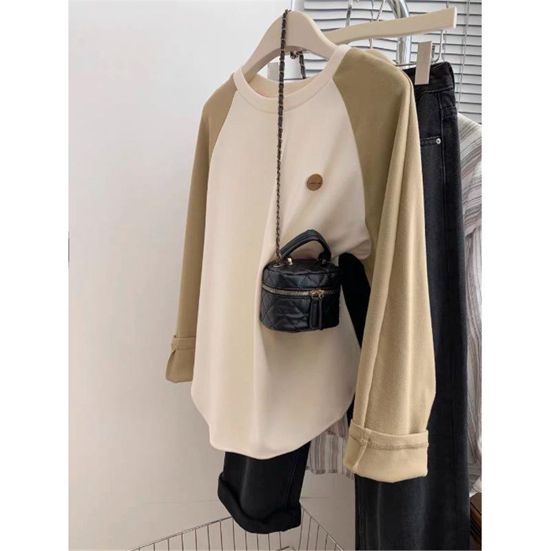 

Женская футболка большого размера в европейском стиле с рукавами реглан и длинным рукавом - Топ с начесом на внутренней стороне на осень/зиму 2025. XXL хаки