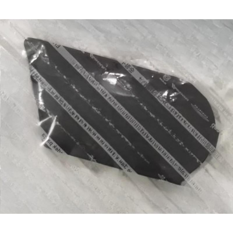 China Front Left Right Seat Guard Plate Side Decoration Cover Panel Black Automobile Part for Jeep Compass Liberty