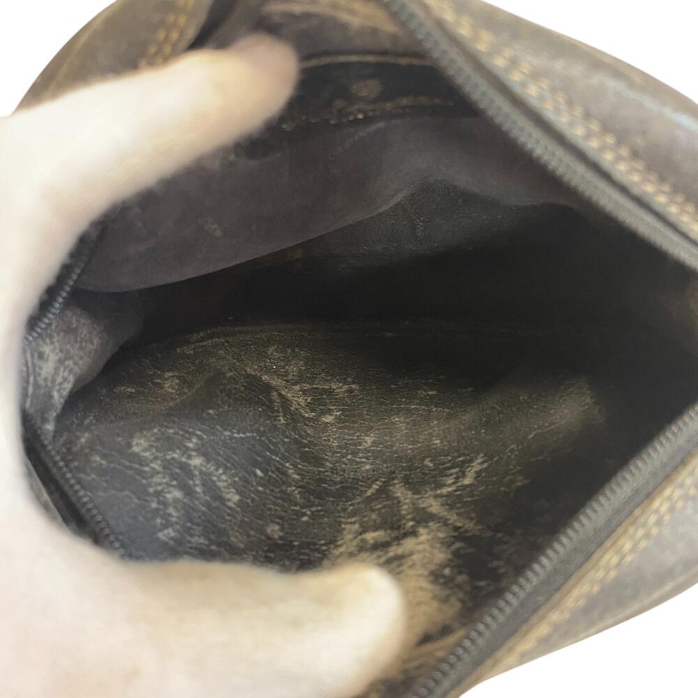 GUCCI 066 Old Gucci pochette Shelly line GG pattern leather Shoulder Bag gray leather Women Used