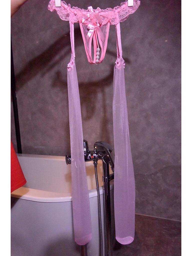 Sexy schwarze Spitzen-Strumpfhalter-Strümpfe ohne Schritt mit Perlen - Ultradünne, Overknee-Verführung