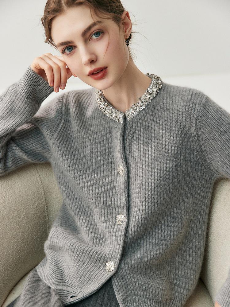 Women's Cashmere Cardigan Sweater Coat with Rhinestone-Embellished Round Neck, Light Luxury, Thickened Style, Long Sleeves.