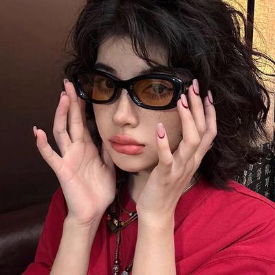 Vintage Small Oval Frame Sunglasses Women Retro Luxury Brand Sun Glasses Fashion Black Shades Classic Summer Accessories Eyewear