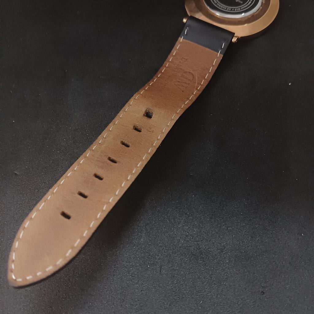 Used Daniel Wellington White Watch