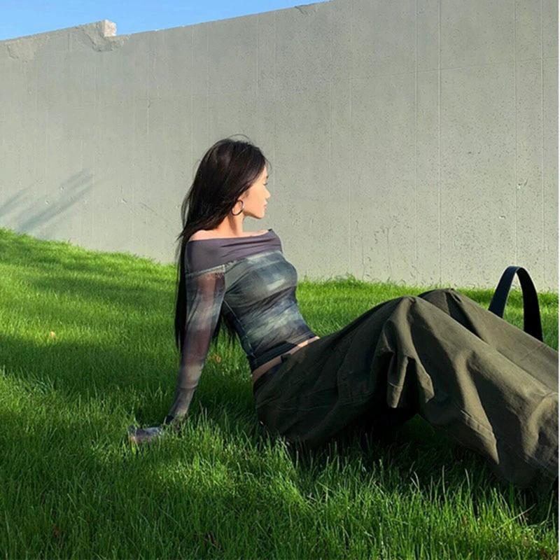 Tops de calle con estampado retro ajustado y hombros descubiertos para mujer, camiseta vintage de manga larga de verano Pure Desire, jersey informal de malla para mujer