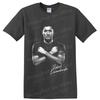 Robert Lewandowski T-shirt da Calcio Ritratto Braccia Incrociate Grafica Maglietta per Fan Regalo