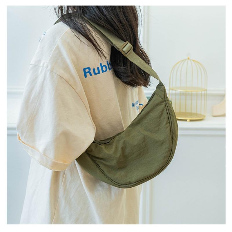 Casual Minimalist Crescent Zipper Shoulder Bag, All-Match Versatile Handbag For Daily Use, Sports Bag