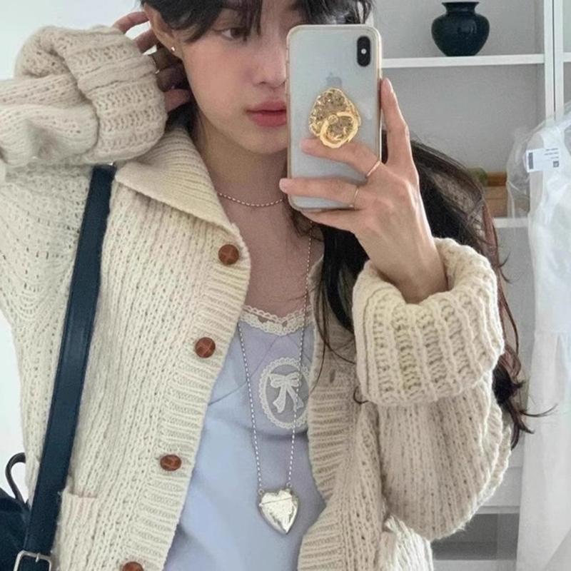 Elegant Heart Shaped Photo Locket with Chain Multifuntional Metal Crossbody Accessory Suitable for Decorating Outfits