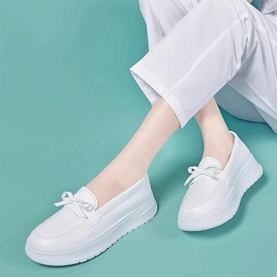 Damen Krankenschwesterschuhe Bequeme weiche Sohle Atmungsaktive rutschfeste Keilabsatz Freizeitschuhe Weiße Arbeitsschuhe