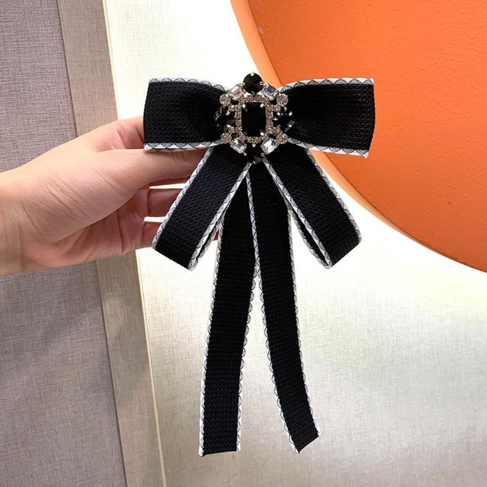 Rhinestone Crystal Bow Brooches Cloth Art Necktie Trend Shirt Collar Pins Jewelry Accessories