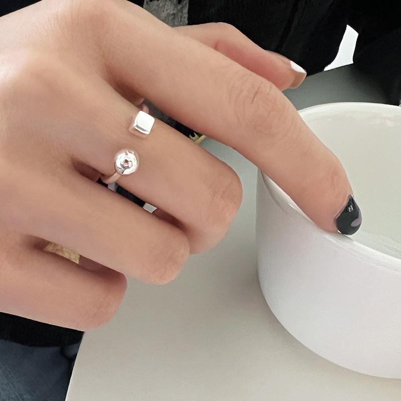 Adjustable Geometric Ring for Women: Square, Round, Ball Design, Versatile and Trendy for Index Finger Adjustable Open