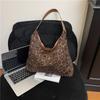 Leopard Print Niche Design Sense, High-end Versatile Tote Bag, Women's Large-capacity Work Commuting Shopping Temperament Shoulder Bag