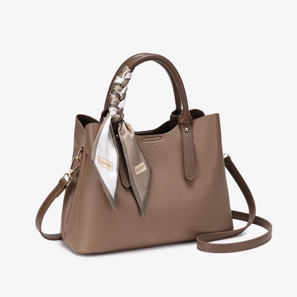 Mother's Day Caramel Large Capacity High-End Mom Handbag 2026