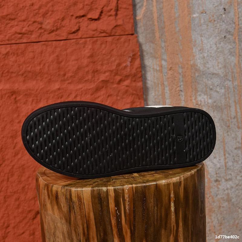 Autumn's New Thick-soled Versatile Women's Shoes, Casual Sports Shoes and Board Shoes