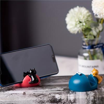 1 Stück Japanischer Cartoon Desktop Handyhalter, kleines Geschenk Harz Niedlicher Handyhalter, Tablet-Computer-Halter.