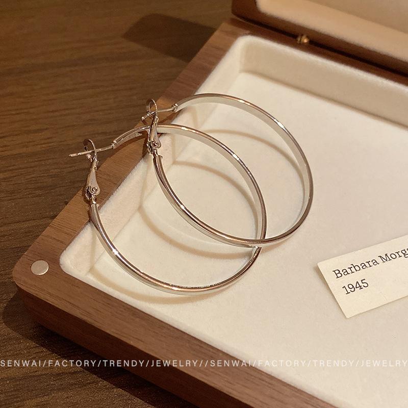 

Round Plain Ring Earrings Women s 2025 Fashion Versatile Earrings Earrings Wholesale