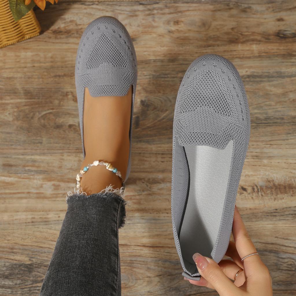 New Oversized Single Shoe with Fly Woven Mesh Surface, Shallow Mouth, One Foot Kick, Lazy Flat Bottom Casual Women's Shoes