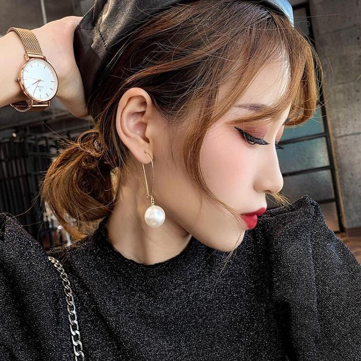 2019 Stylish Long Pearl Earrings: Slimming, Bold Statement Jewelry for Women