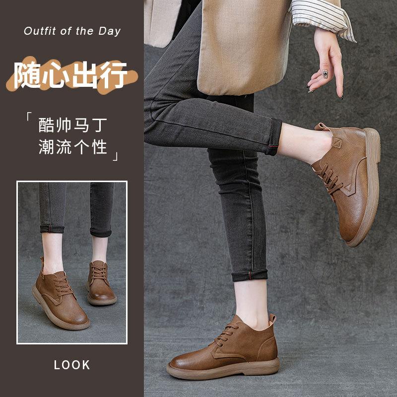 2025 new winter Korean version solid-color leather Martin boots women's thick heel retro casual short boots versatile boots