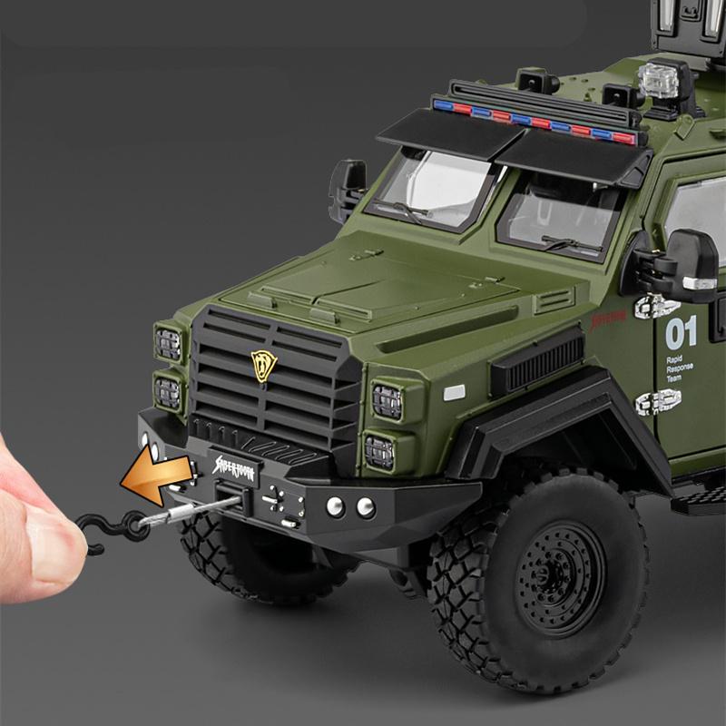 1:32 Alloy Sword Toothed Tiger Explosion Proof Car Model Diecast Metal Armored Off-road Vehicles Car Model Sound Light Kids Toys
