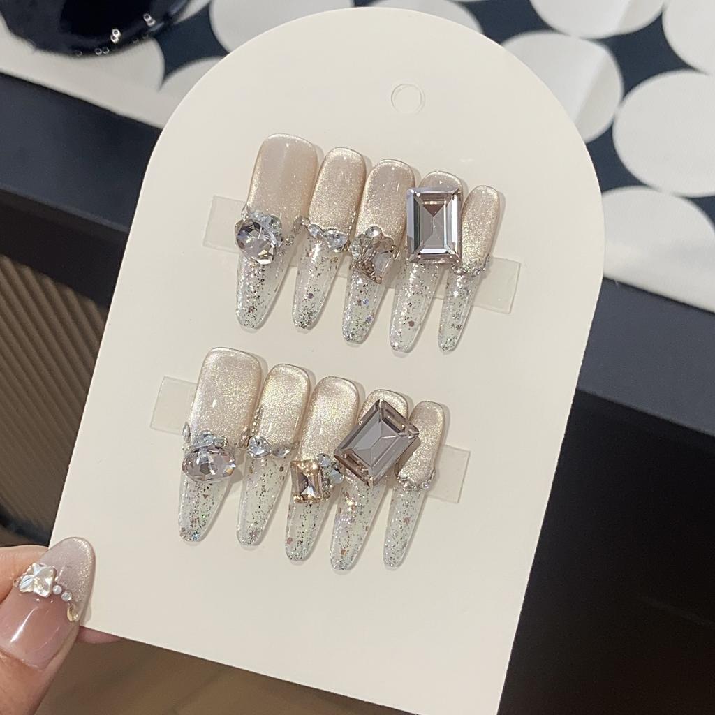 Ice-transparent Milky White Sequins Cat's Eyes Gradient Small Broken Diamond Rectangular Diamond White Tea Champagne Nail Patch