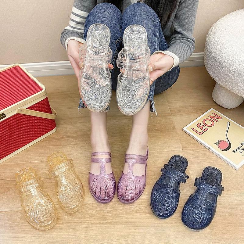 Fashion New Bag Head Slippers Summer Hollow Crystal Cool Slippers Women's Wear Beach Sandals Wholesale