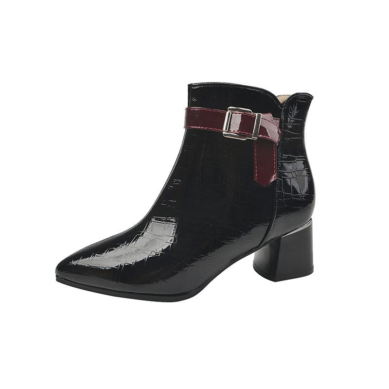 

Европейские и американские короткие сапоги на высоком каблуке 2024 года, новые заостренные одинарные туфли с боковой молнией, универсальный дизайн среднего каблука для женщин 40 чёрный