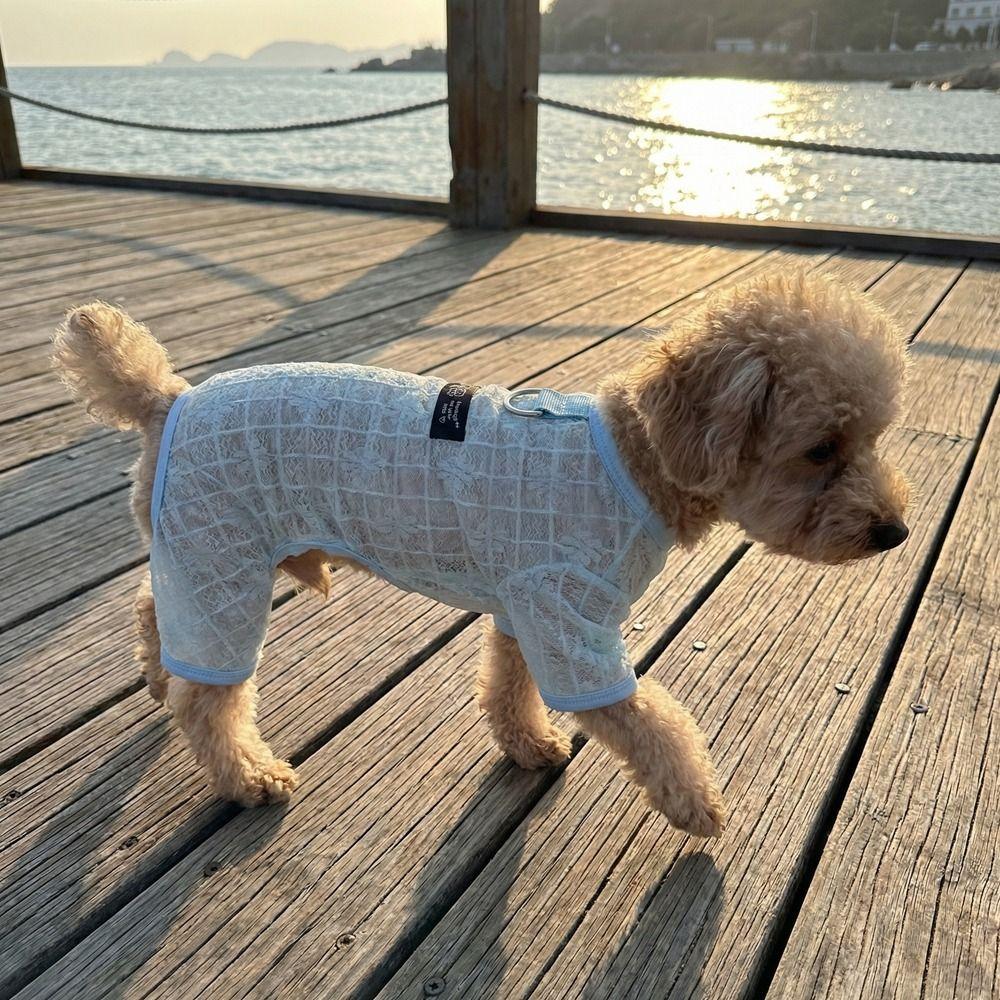 Atmungsaktive Mesh Hundesonnenkleidung Dünner Blumenprint Hundekühlender Overall Mit Leine Hundesonnencreme Kostüm Tägliche Kleidung