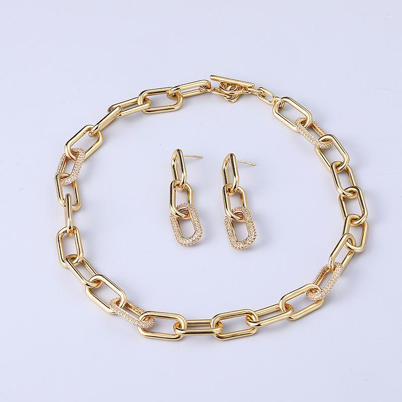 Zircon Gold Oval Necklace & Earring Set: Versatile Spring Fashion for Influential Women