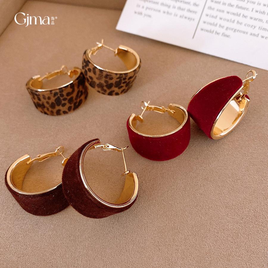 Silver Needle Autumn and Winter Retro Maillard Flocking Round Earrings Earrings Temperament Personalized Earrings