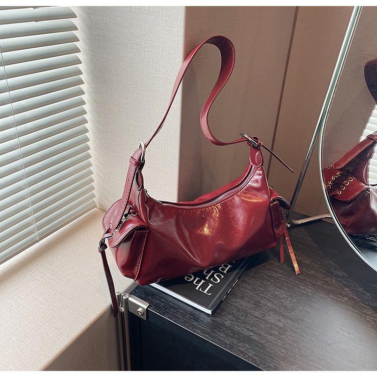 IELGY Underarm Bag Fashion Niche Design Shoulder Messenger Bag High-End Texture Baguette Bag