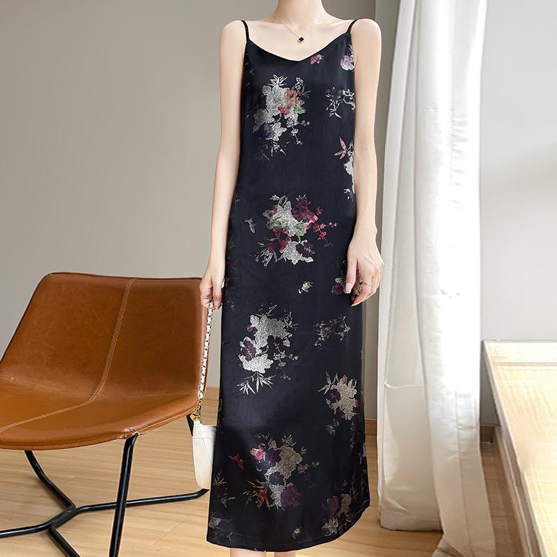 Women's Summer Elegant V-neck Skirt Design Lightweight and Comfortable Silk Strap Dress