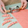 Edelstahl Croissant Maker Trigon Rollmesser Teigschneider Pizza mit Holz- und Kunststoffgriff DIY Backzubehör