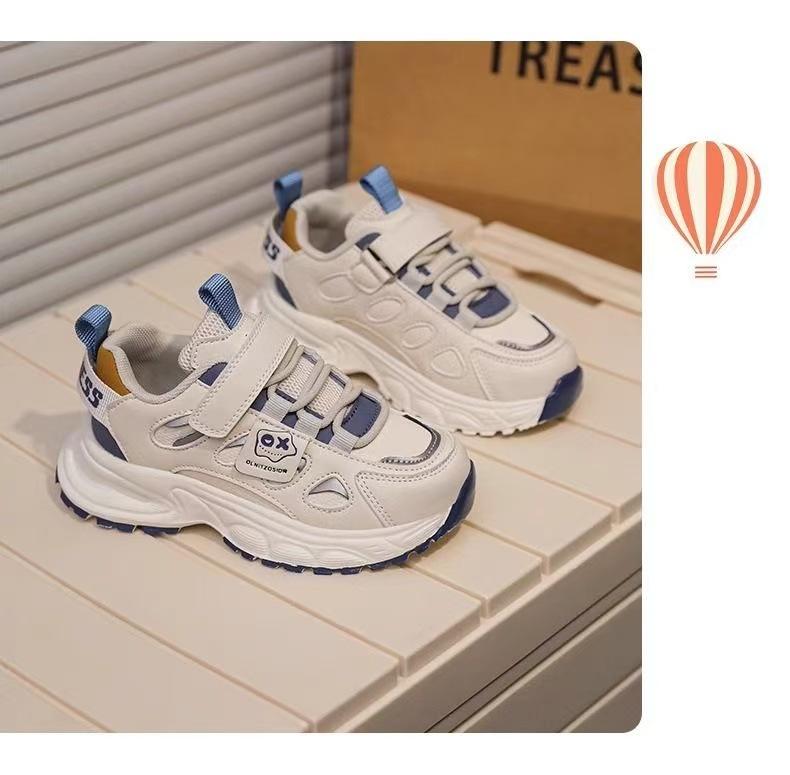 

2025 Winter Kids White Fleece-Lined Sneakers: Soft Sole Dad Shoes for Boys & Girls Size 30, 18.6 cm