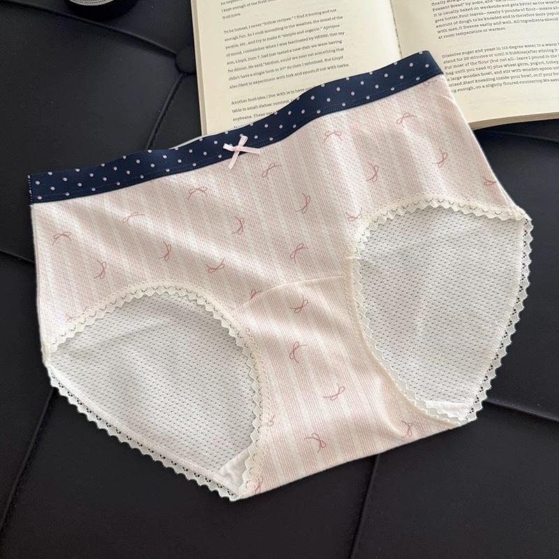 Women's Spring and Summer Pure Cotton 10A Antibacterial Comfortable Breathable Briefs
