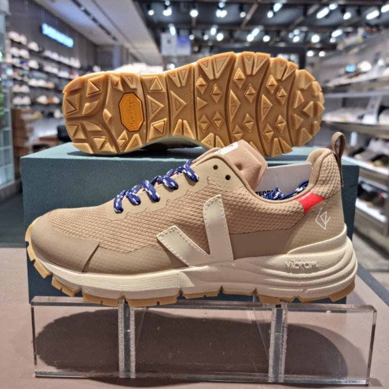 Veja Unisex Trekking Shoes Svju223dc18 168