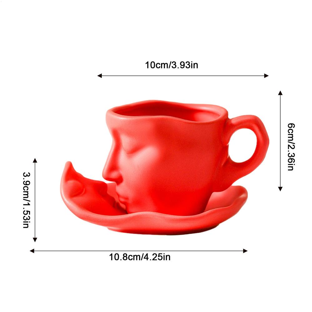 

Creative Face Shape Porcelain Cup and Saucer Ceramics Tea Cup Artistic Kiss Ceramic Coffee Cups Office Cup Wedding Gifts 100ml