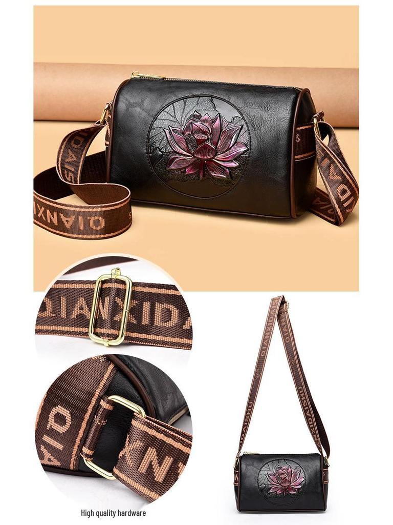 Lotus Print Women's Crossbody Bag: Elegant Autumn/Winter Phone Bag In National Style