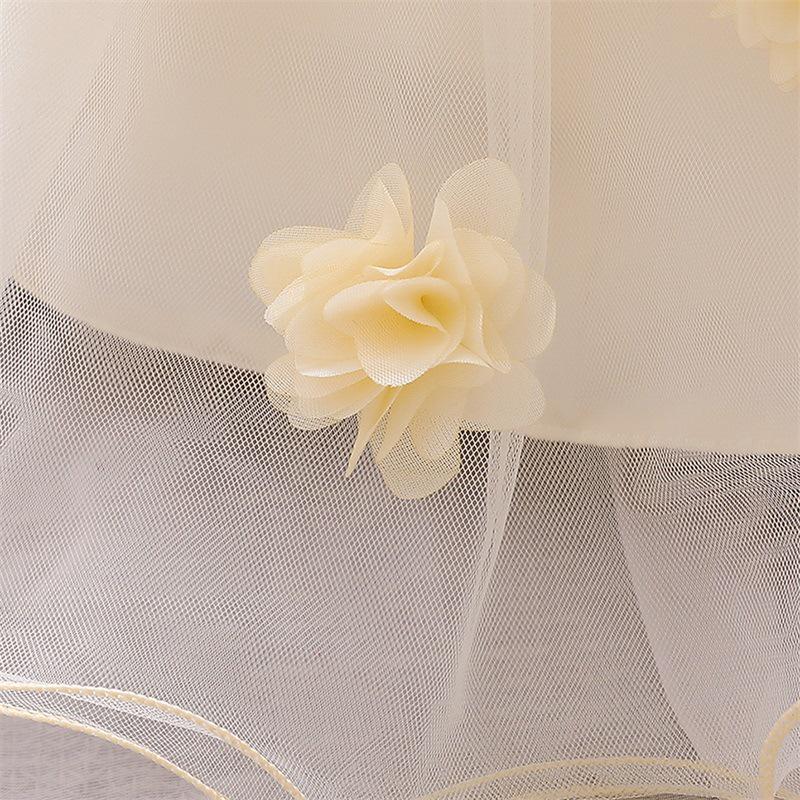 Chic Princess Birthday Dress: Fluffy Tulle, Bow, and Appliqué Design for Girls
