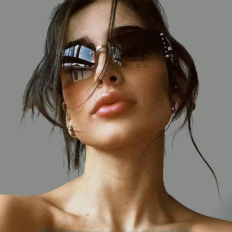 Advanced Y2k Square Frame Sunglasses With Glitter Decor For Fashion Enthusiasts