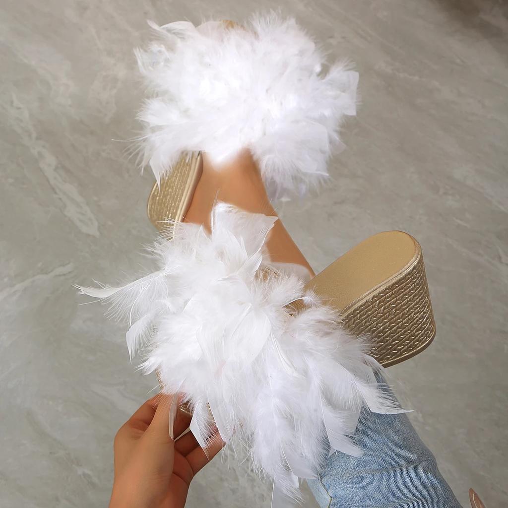 Fashion Women Sandals Fashion Beach Plus Size Sandals Outdoor High Heels Slippers Furry Wedge Platform Women Shoes Sandalias De Mujer